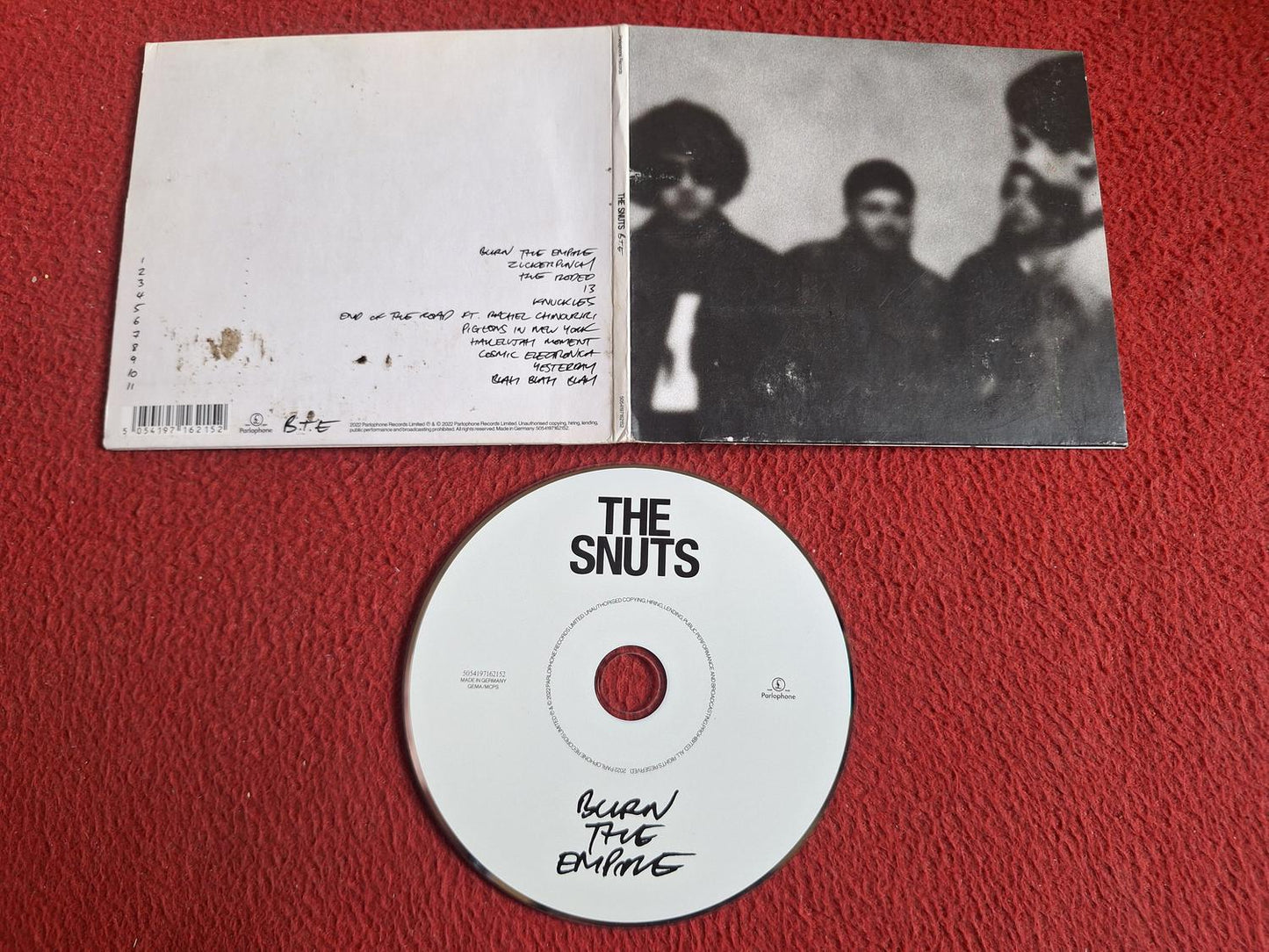 THE SNUTS BURN THE EMPIRE CD