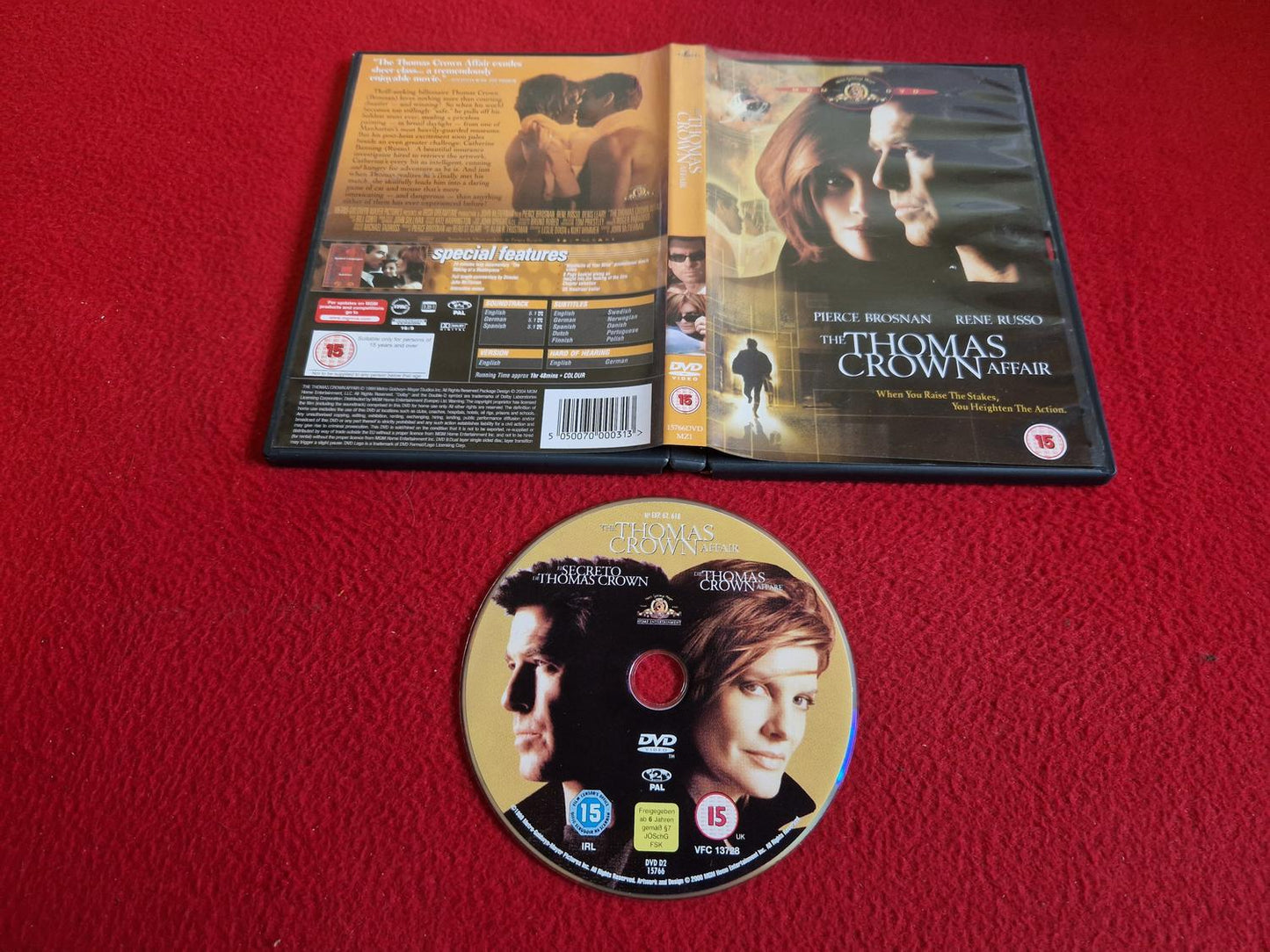 THE THOMAS CROWN AFFAIR DVD