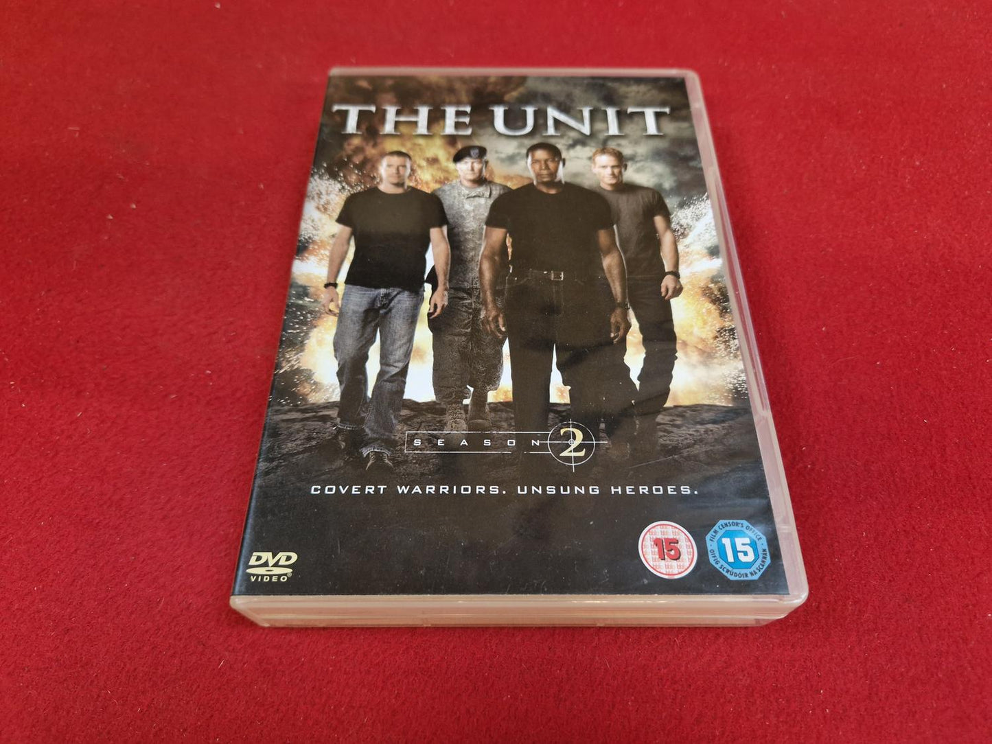 THE UNIT SEASON 2 BOX till DVD
