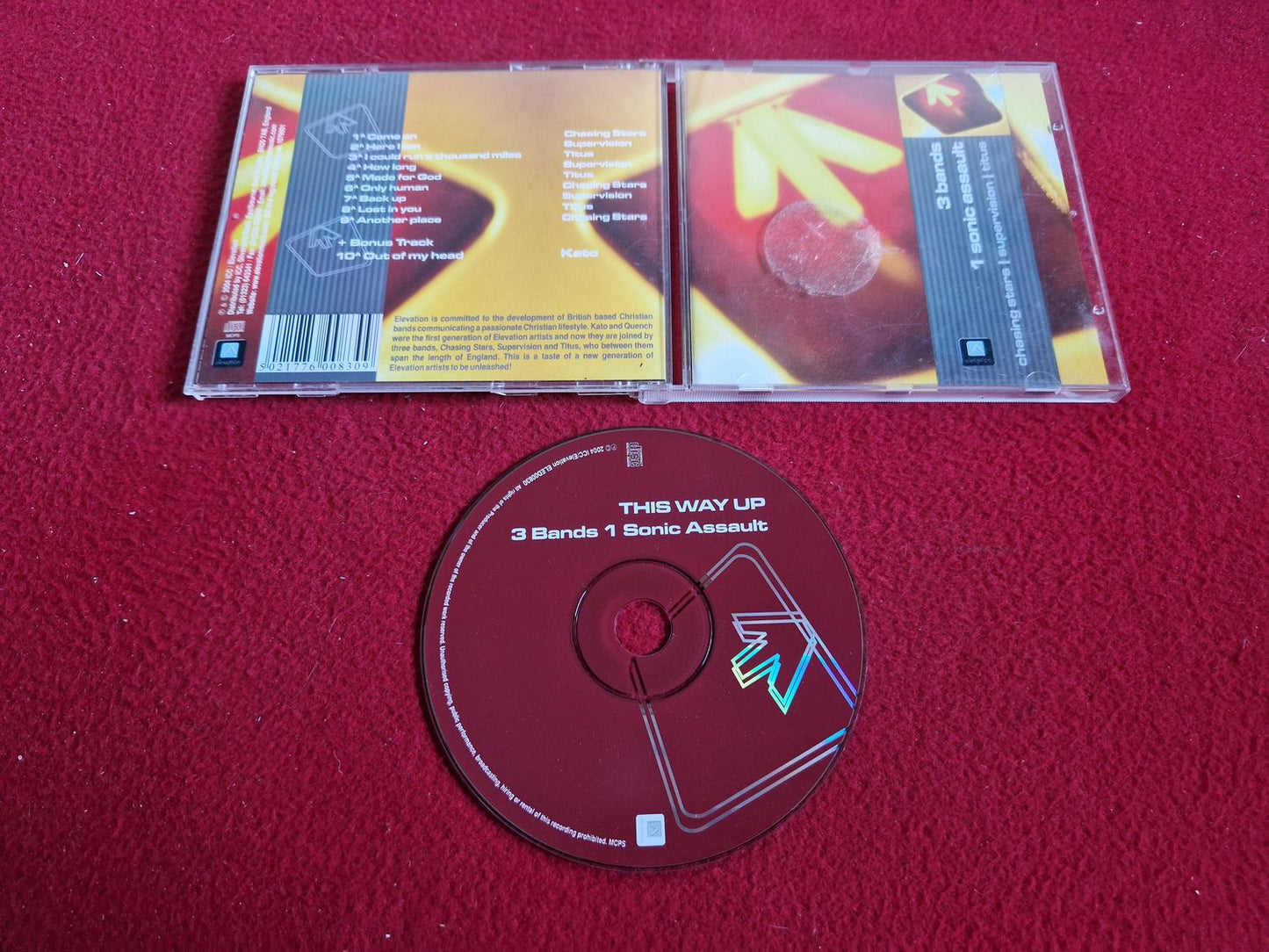 THIS WAY UP 3 BANDS 1 SONIC ASSAULT C- HASING STARS / SUPERVISION / TITUS CD