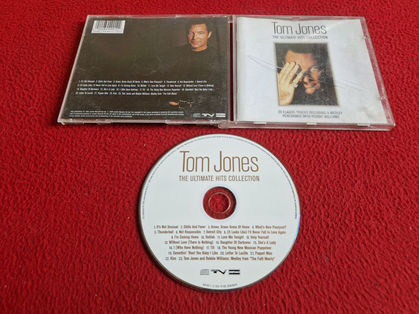 TOM JONES THE ULTIMATE HITS COLLECTION CD