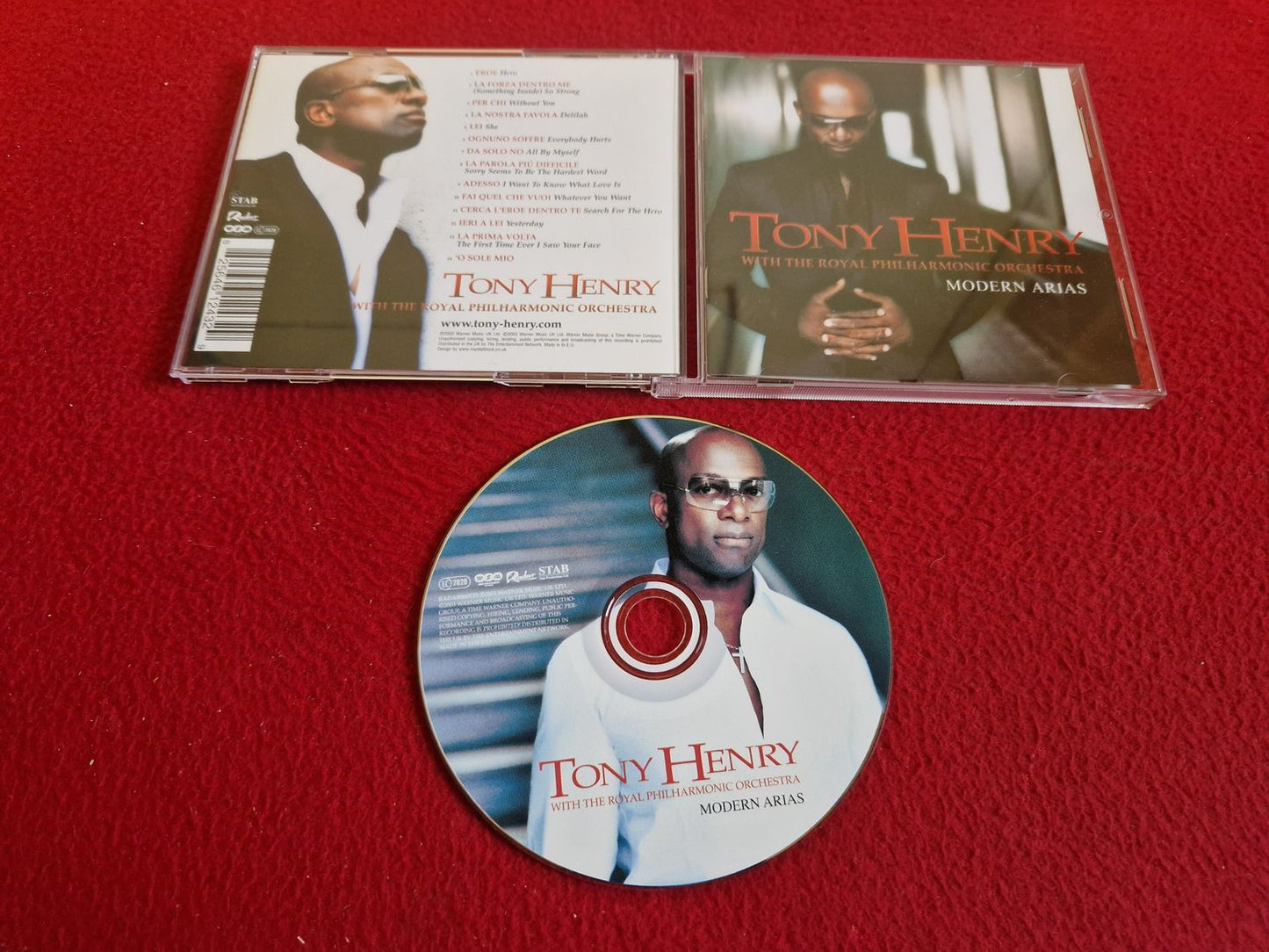 TONY HENRY WITH THE ROYAL PHILHARMONIC ORCHESTRA – MODERN ARIAS CD