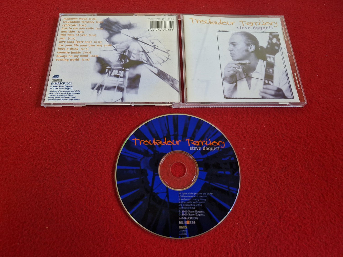 TROUBADOUR TERRITORY STEVE DAGGETT till CD