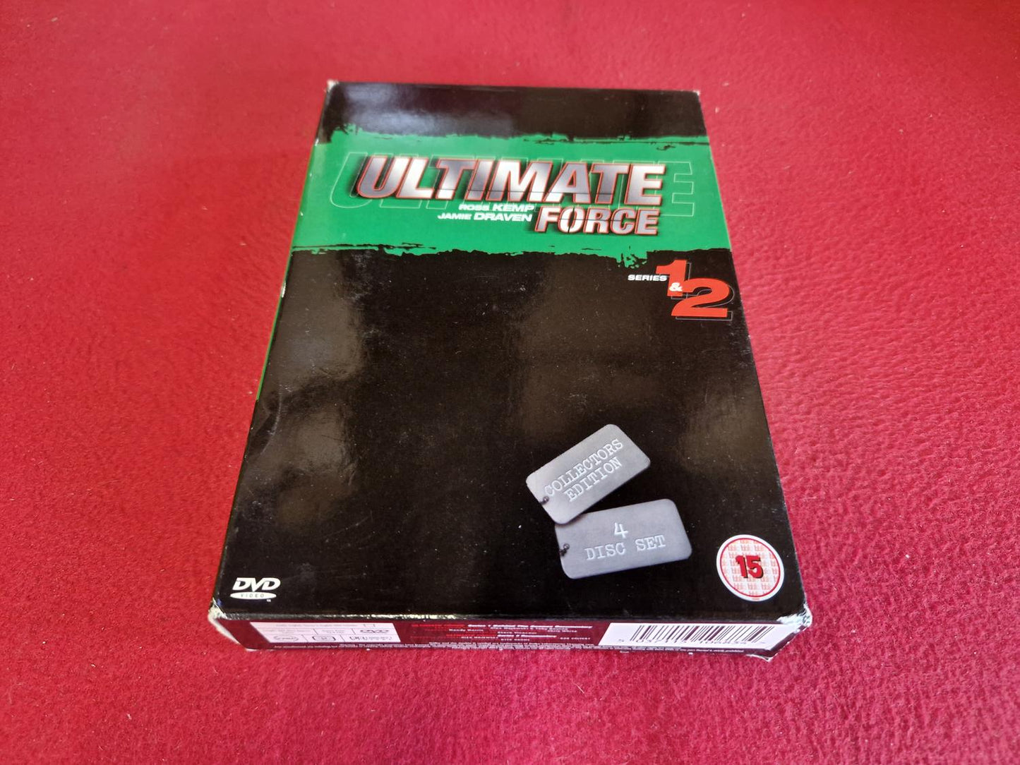 ULTIMATE FORCE SERIES 1 & 2 BOX till DVD