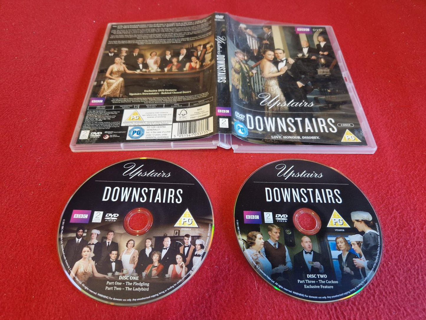 UPSTAIRS DOWNSTAIRS till DVD