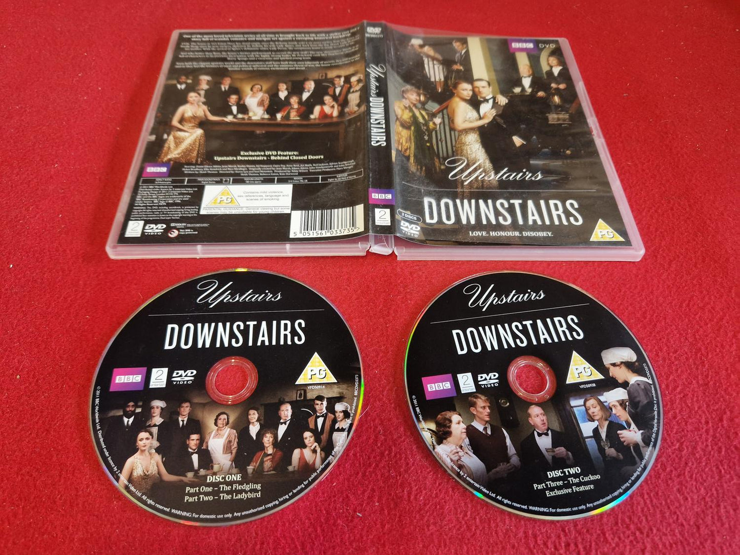 UPSTAIRS DOWNSTAIRS till DVD