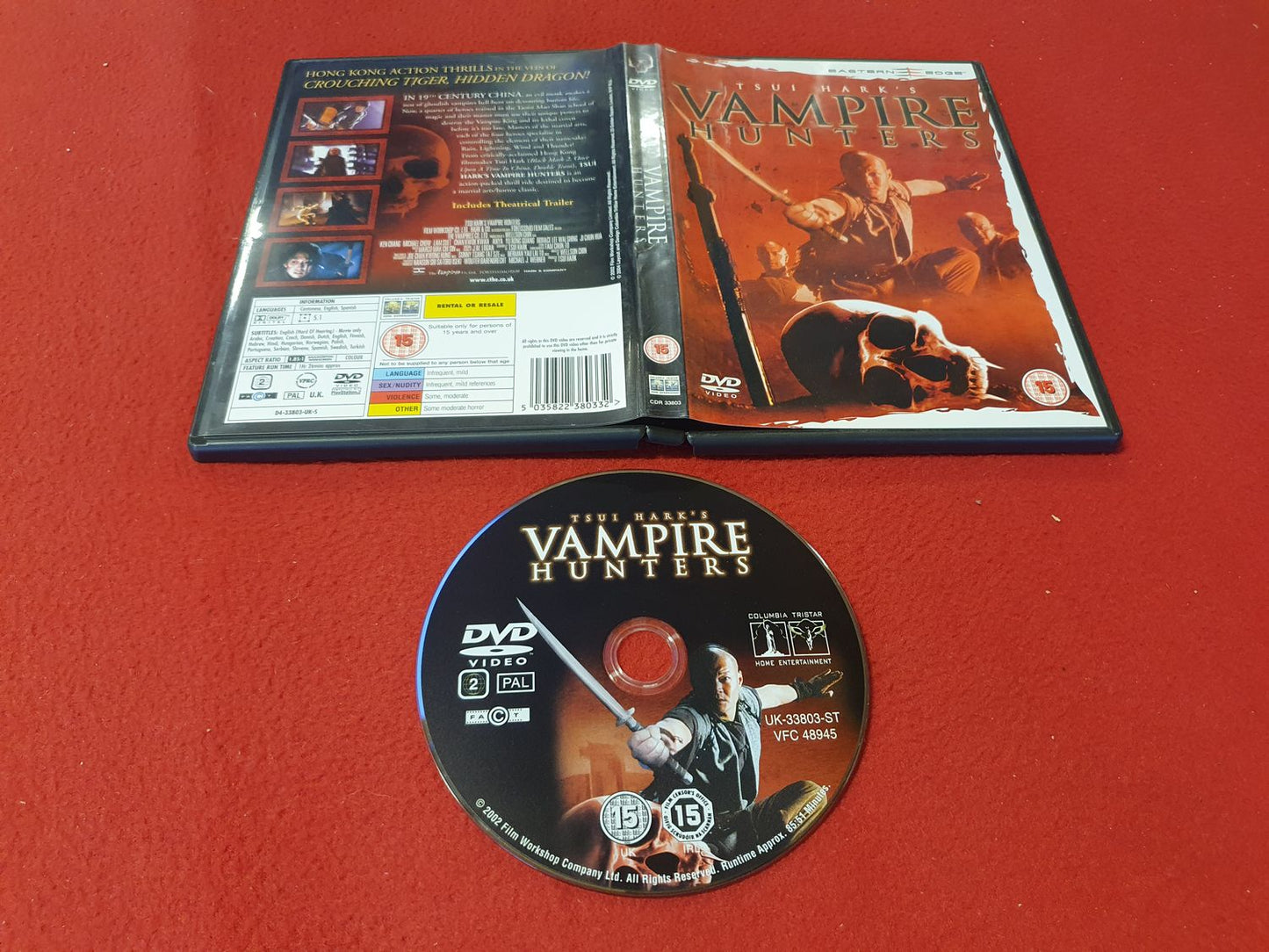 VAMPIRE HUNTERS till DVD