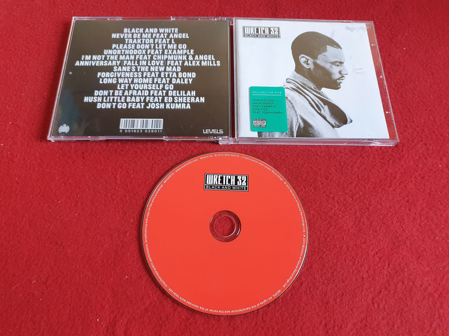 WRETCH 32 BLACK AND WHITE till CD