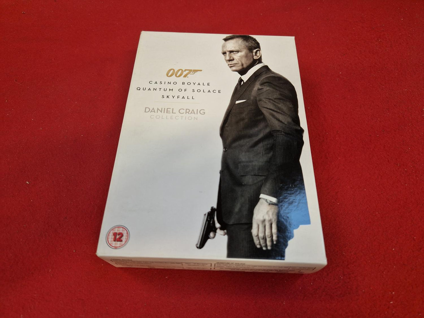 007 CASINO ROYALE / QUANTUM OF SOLACE / SKYFALL BOX till DVD
