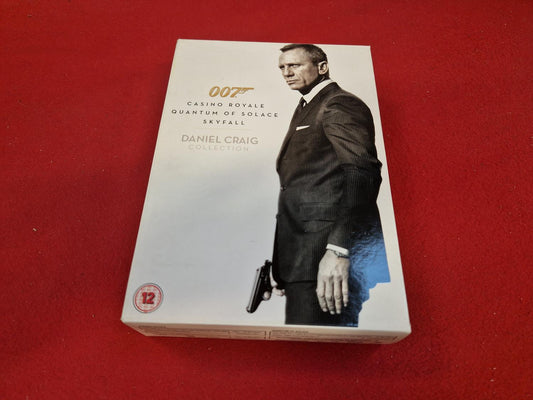 007 CASINO ROYALE / QUANTUM OF SOLACE / SKYFALL BOX till DVD