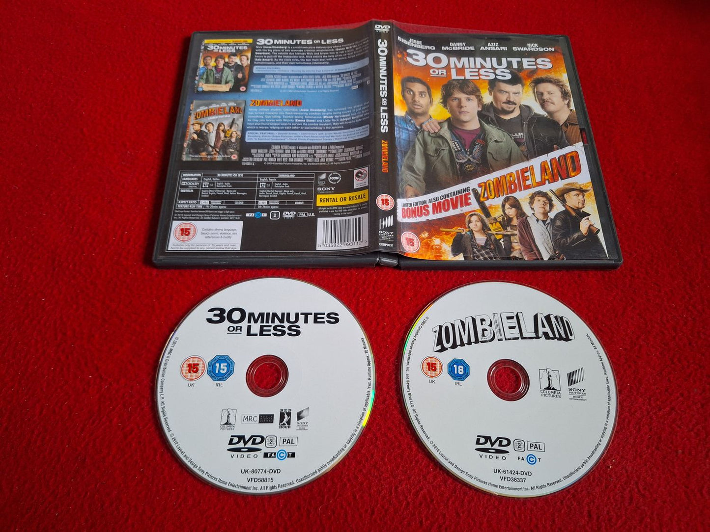 30 MINUTES OR LESS / ZOMBIELAND DVD