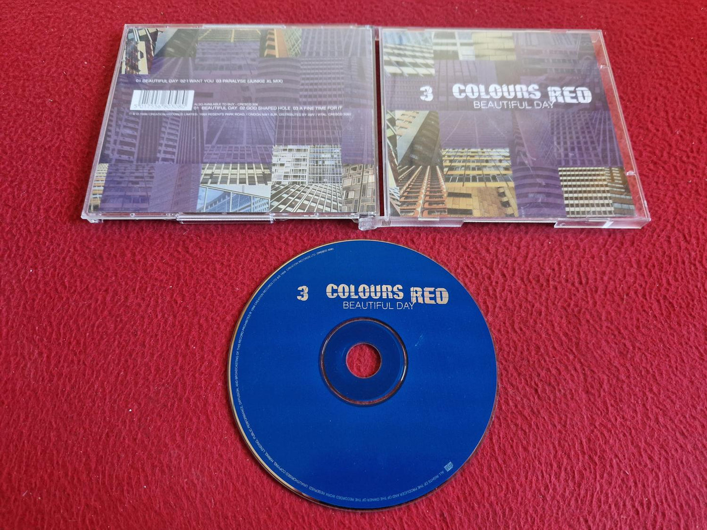 3 COLOURS RED BEAUTIFUL DAY CD
