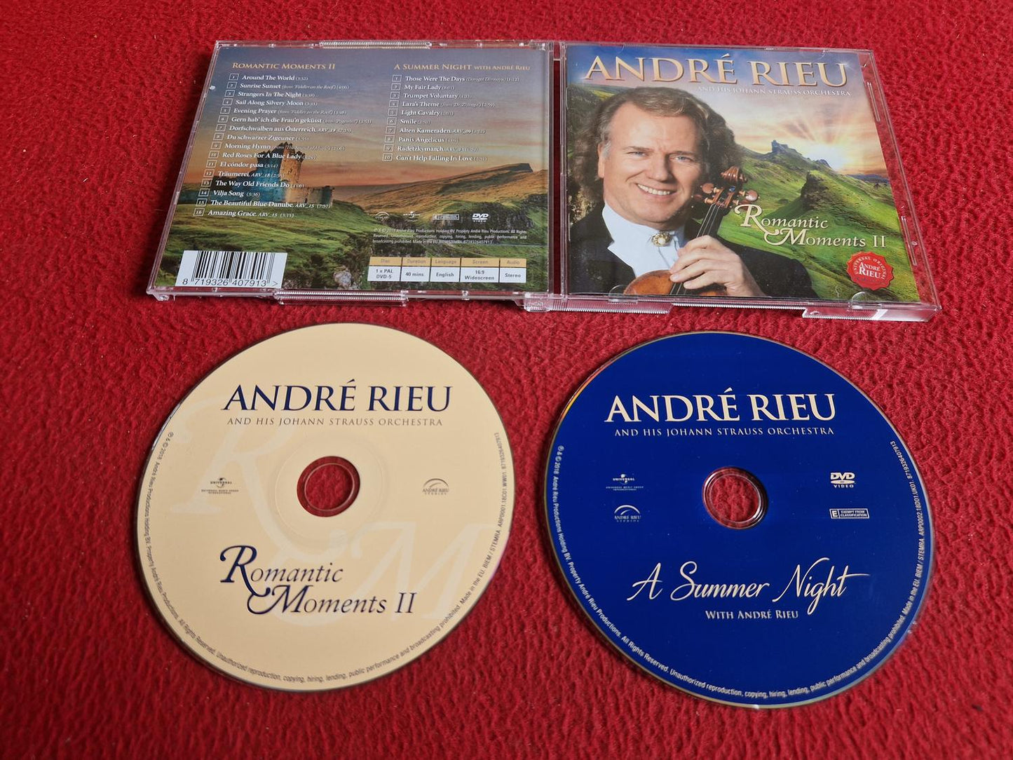 ANDRE RIEU AND HIS JOHANN STRAUSS ORCHESTRA ROMANTIC MOMENTS CD