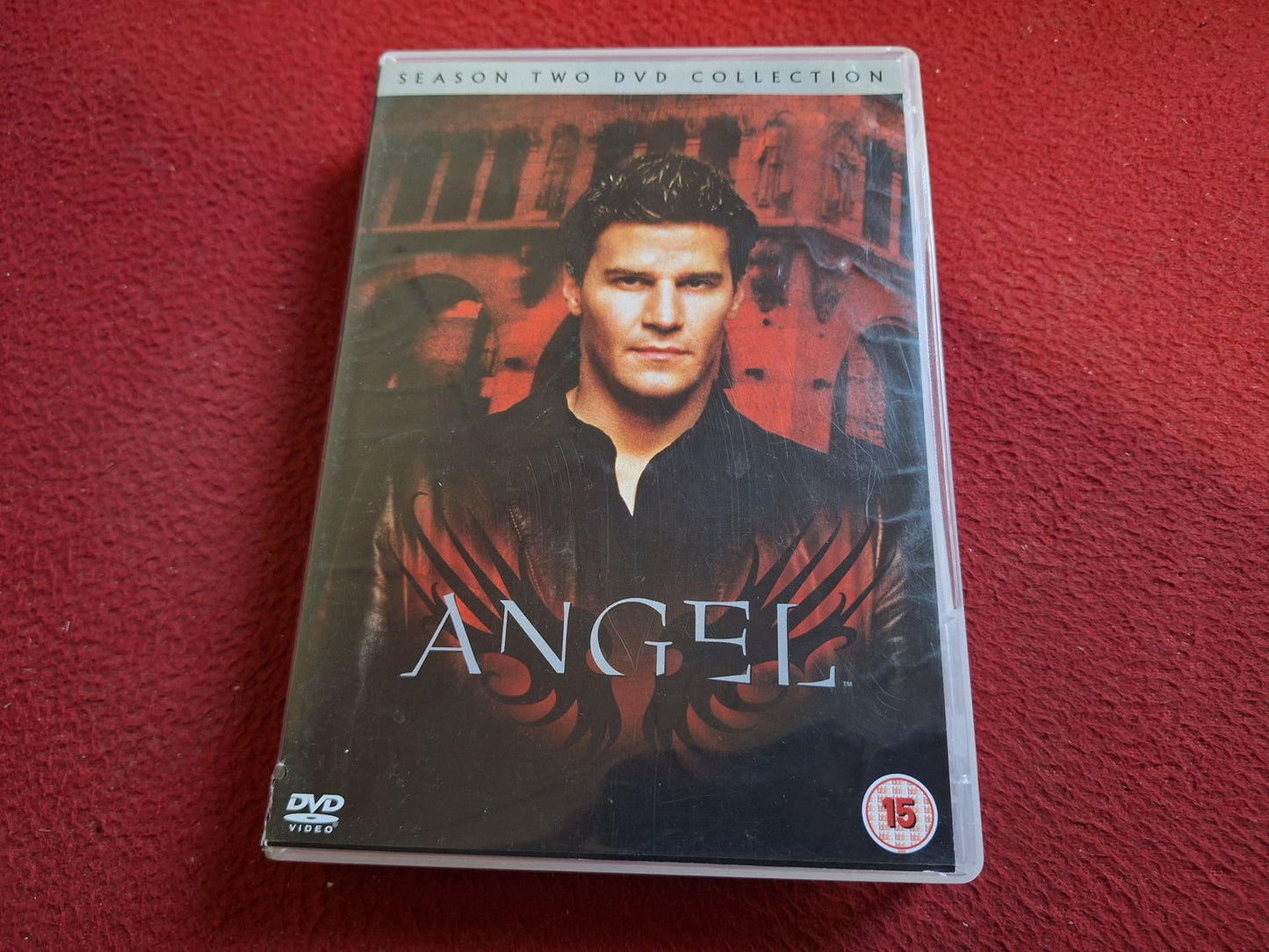 ANGEL SEASON 2 BOX DVD