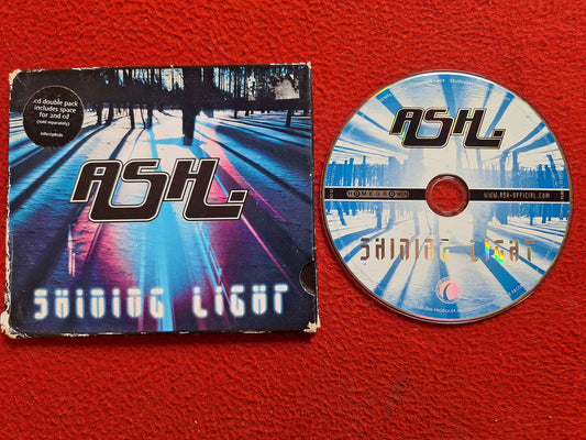 ASH SHINING LIGHT CD