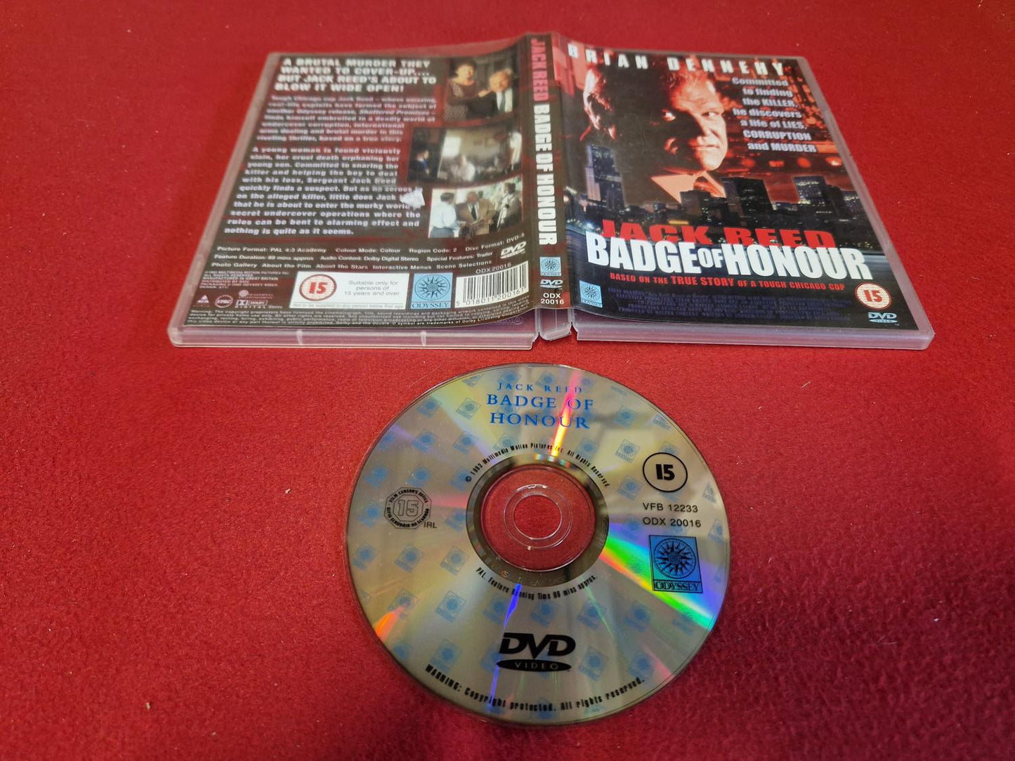 BADGE OF HONOUR till DVD