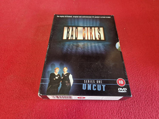 BAD GIRLS SERIES 1 BOX till DVD