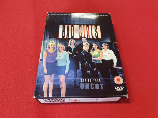 BAD GIRLS SERIES 4 BOX till DVD