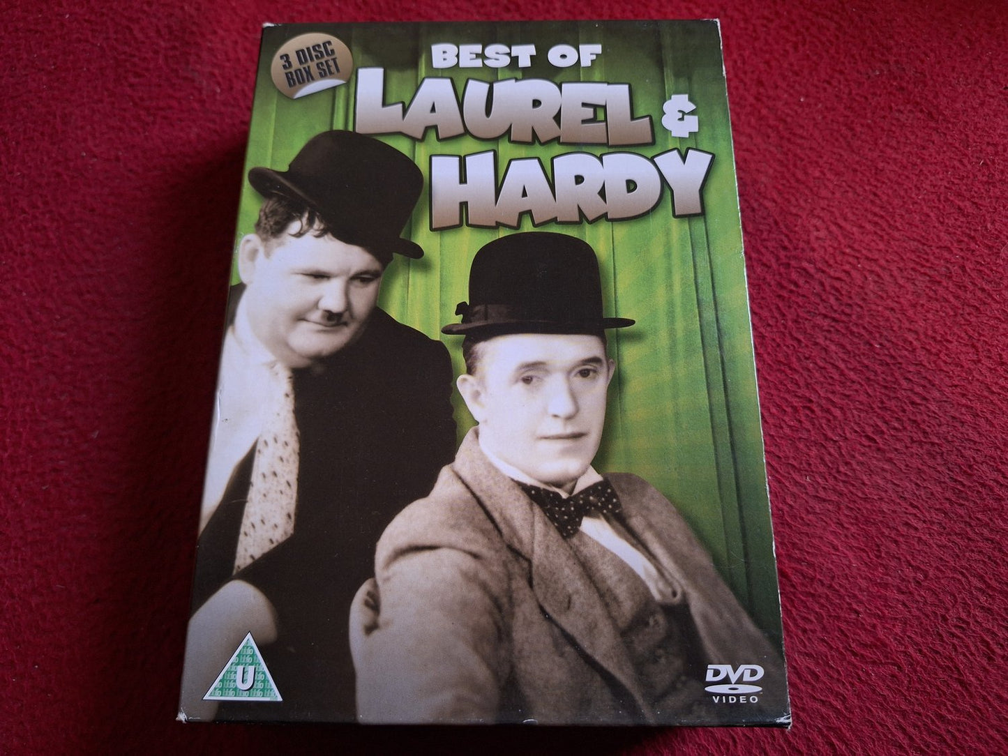 BEST OF LAUREL & HARDY - FLYING DEUCE / UTOPIA / COLLECTION BOX DVD
