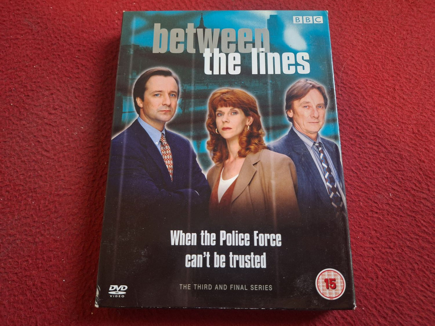 BETWEEN THE LINES SERIES 3 FINAL SERIES BOX DVD