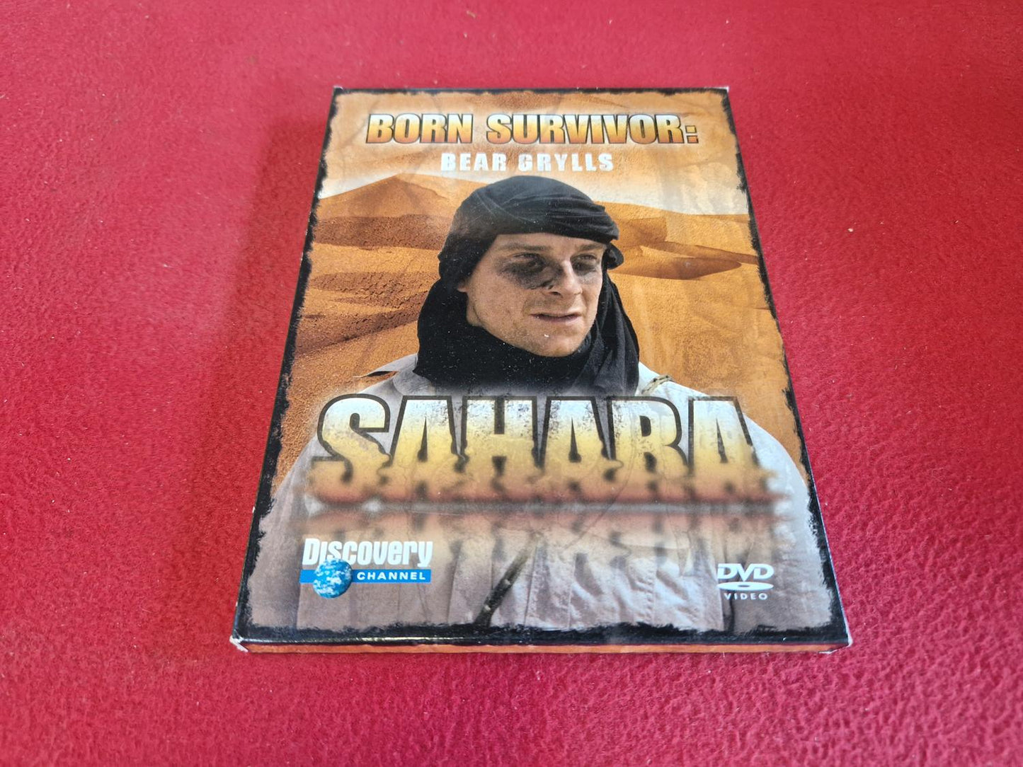BORN SURVIVOR BEAR GRYLLS SAHARA BOX till DVD