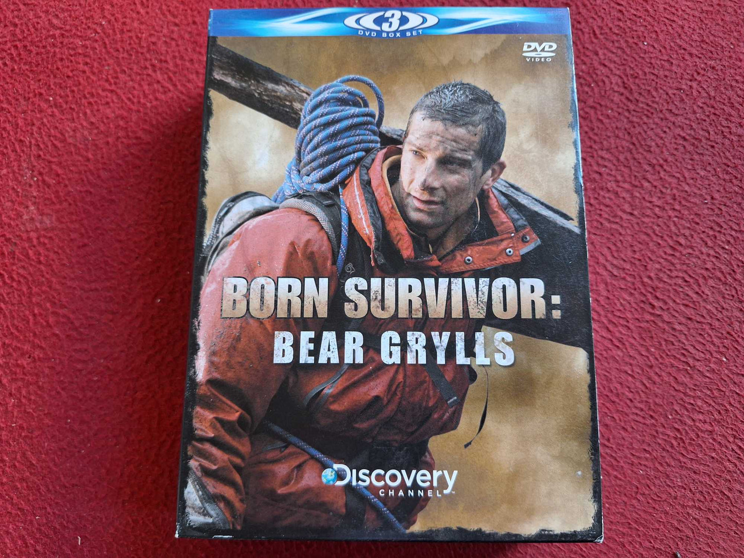 BORN SURVIVOR BEAR GRYLLS - SAHARA / PATAGONIA / BEAR EATS BOX DVD