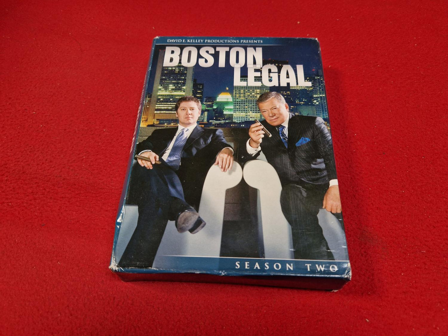 BOSTON LEGAL SEASON 2 BOX till DVD