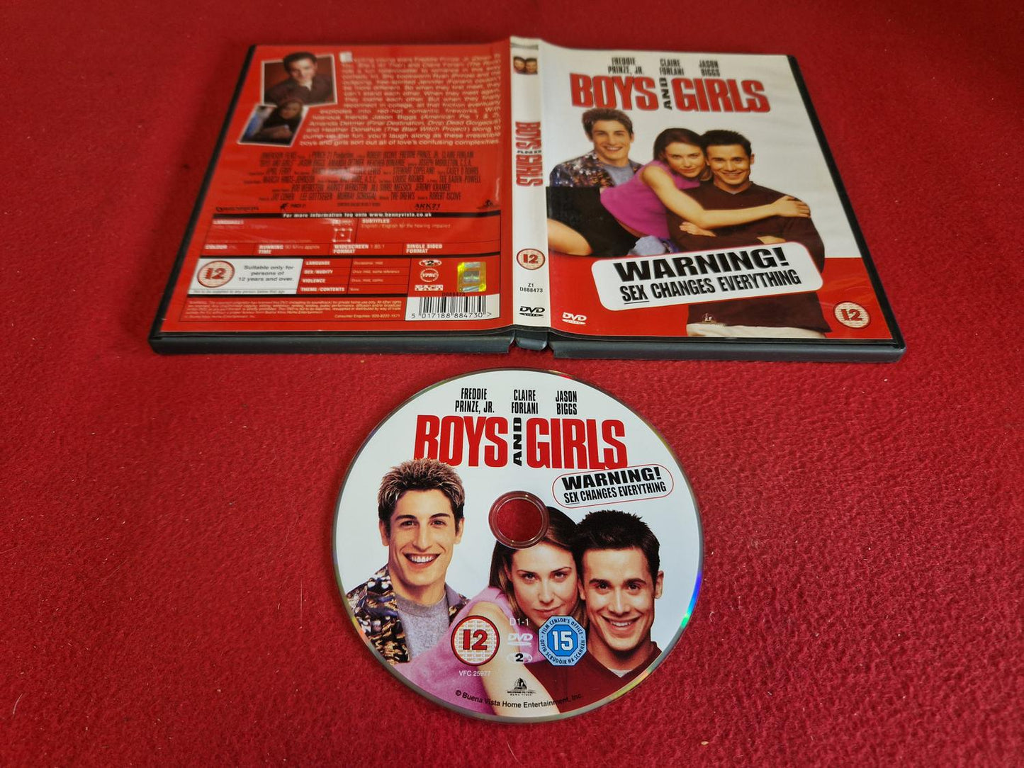 BOYS AND GIRLS till DVD