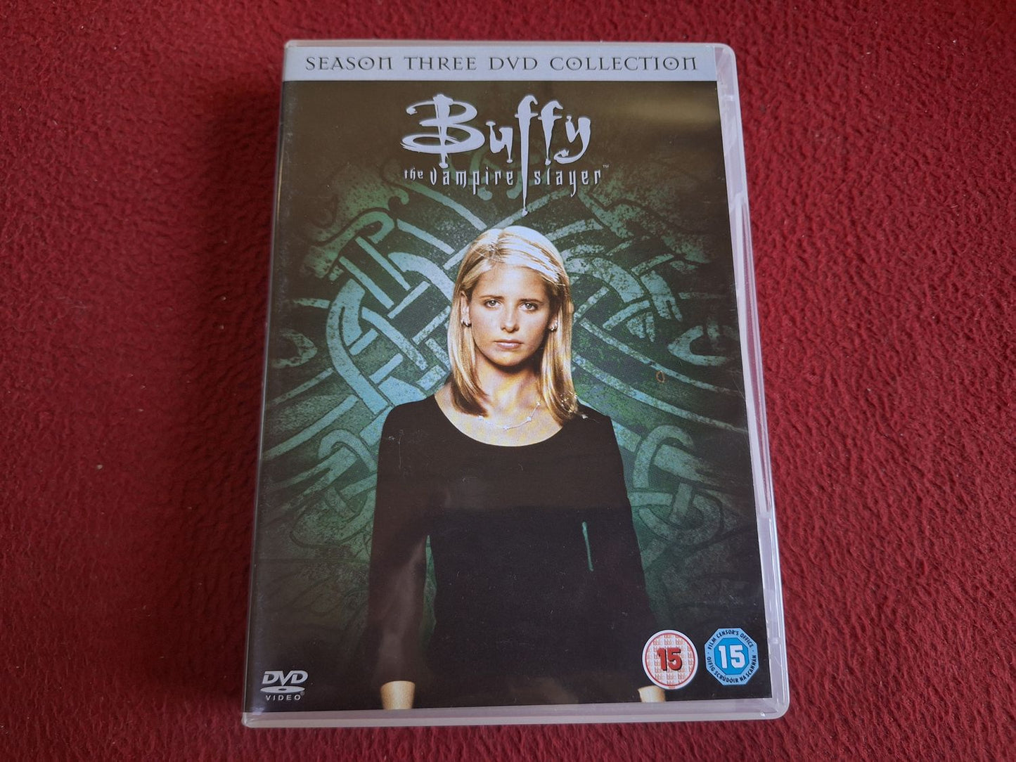 BUFFY SEASON 3 BOX DVD