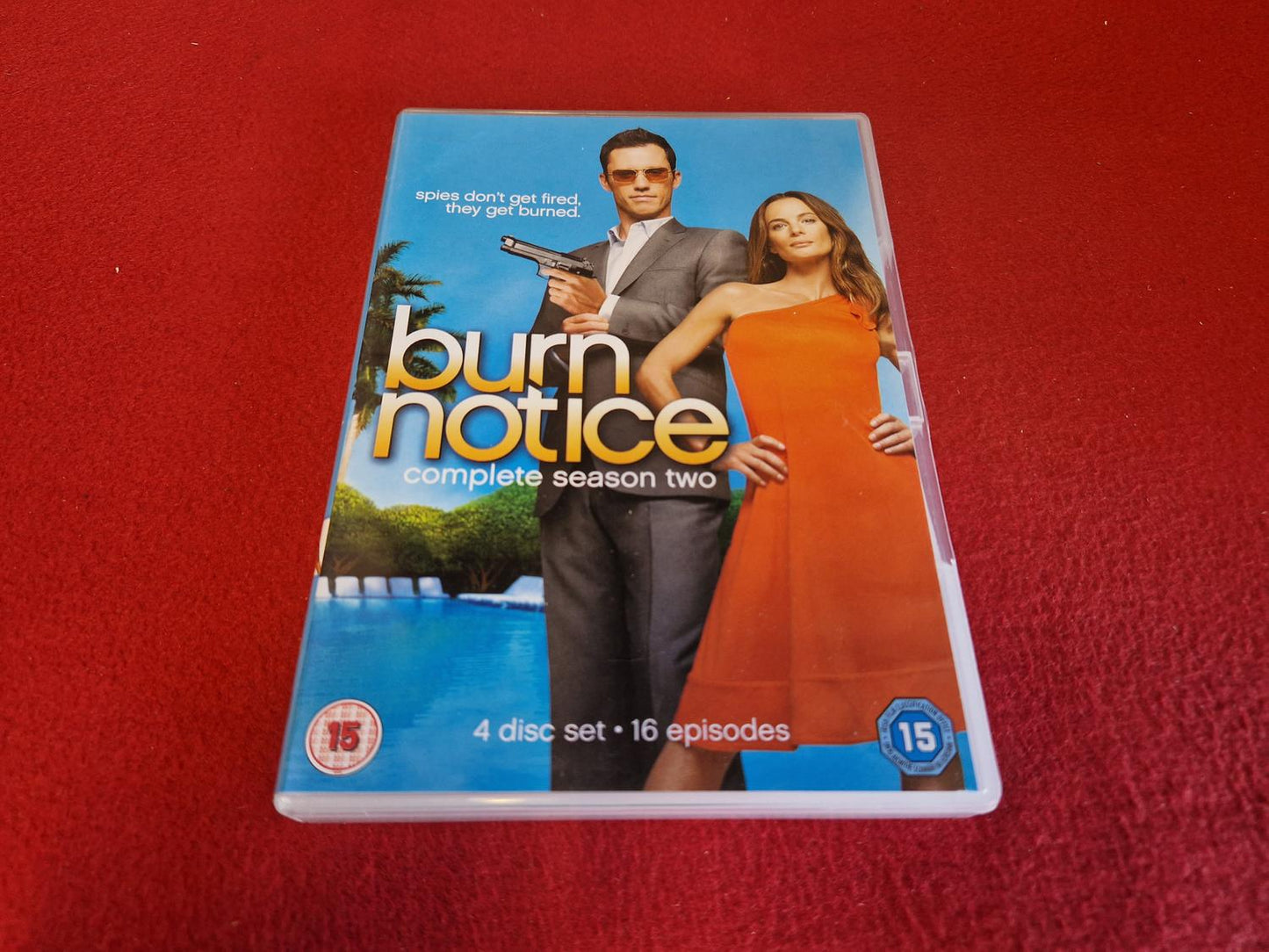 BURN NOTICE SEASON 2 BOX till DVD