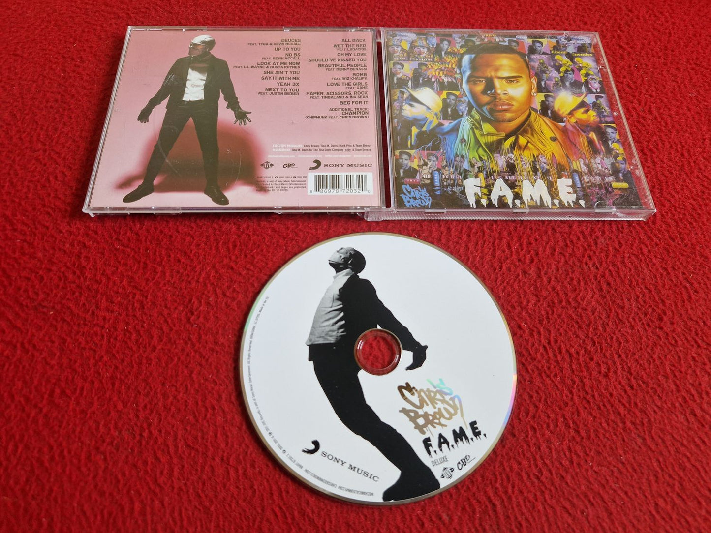 CHRIS BROWN F.A.M.E. CD