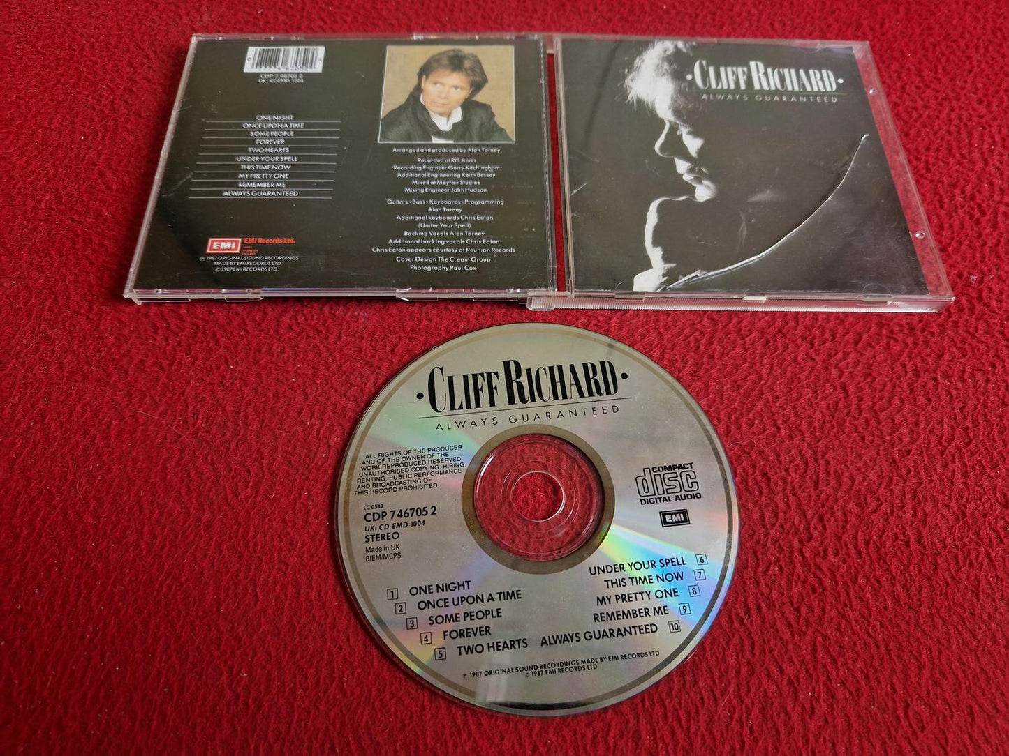 CLIFF RICHARD ALWAYS GUARANTEED CD