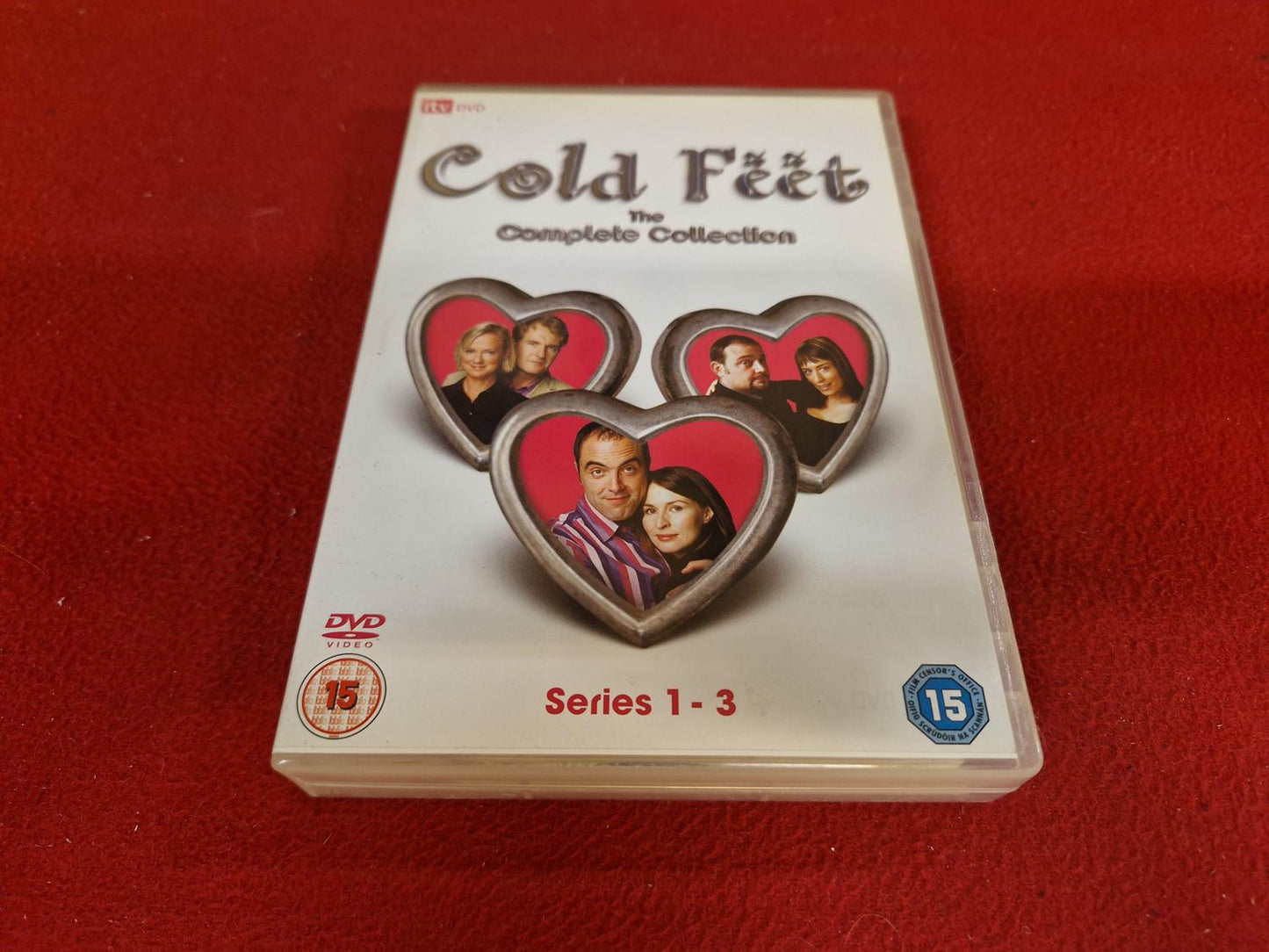 COLD FEET SERIES 1 - 3 BOX till DVD