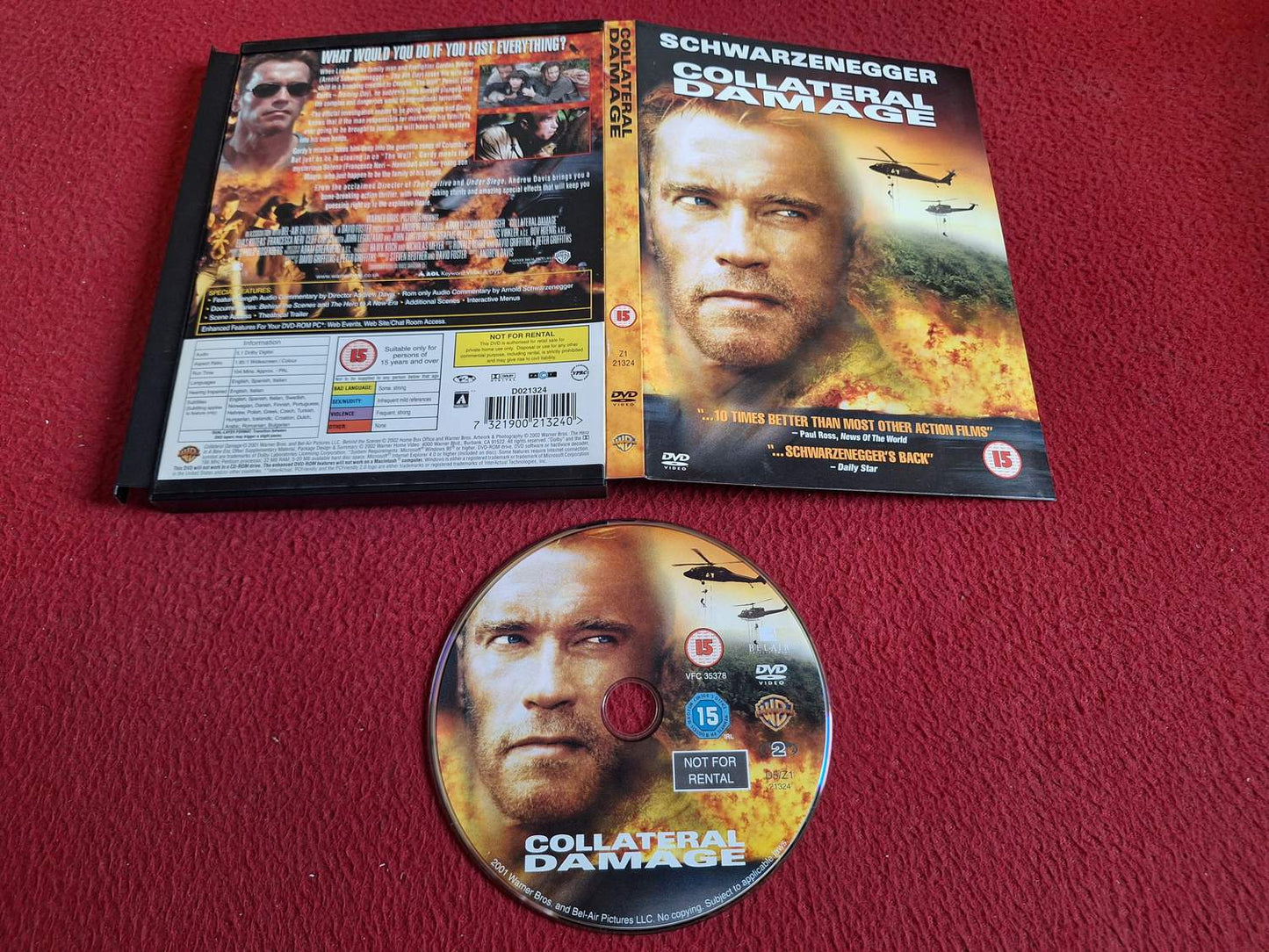 COLLATERAL DAMAGE [ SVENSK TEXT ] [ SNAPCASE ] DVD