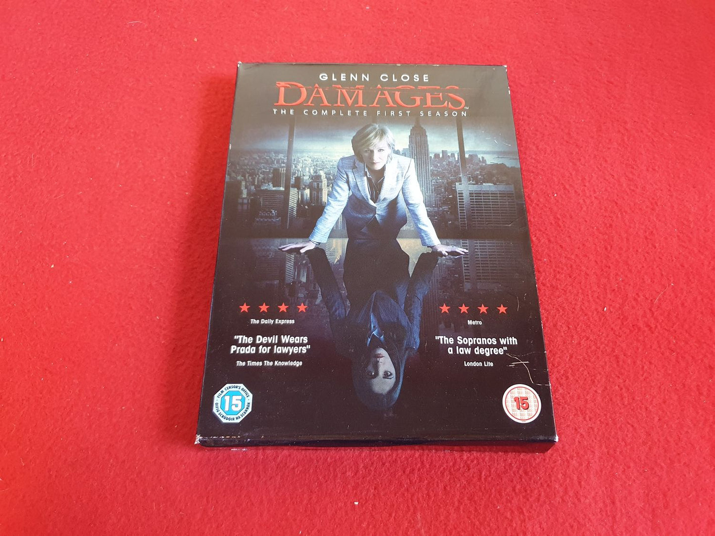 DAMAGES SEASON 1 BOX till DVD