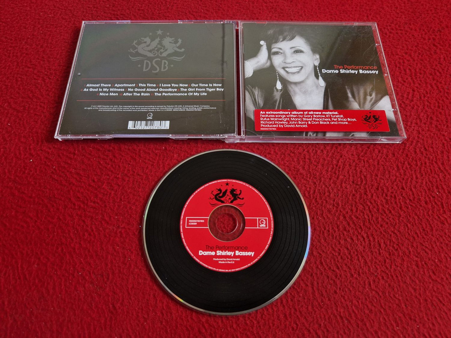 DAME SHIRLEY BASSEY THE PERFORMANCE CD