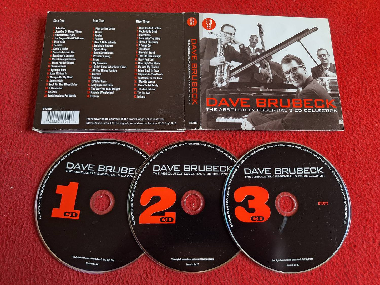 DAVE BRUBECK THE ABSOLUTELY ESSENTIAL 3 CD COLLECTION BOX