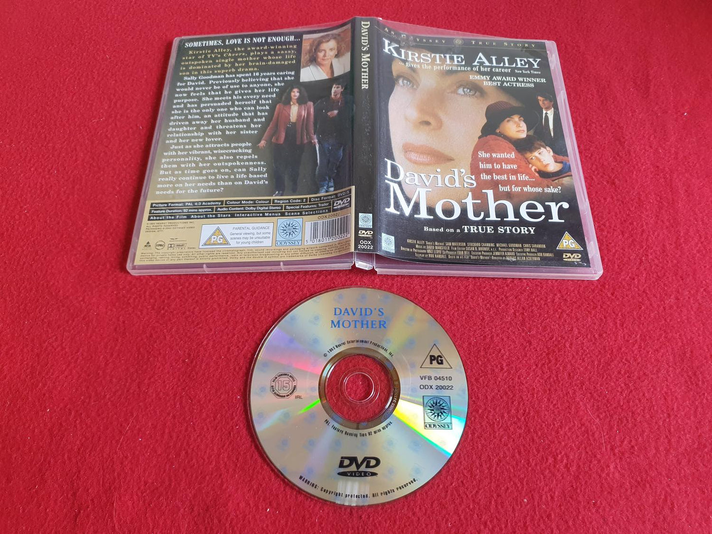 DAVID'S MOTHER till DVD