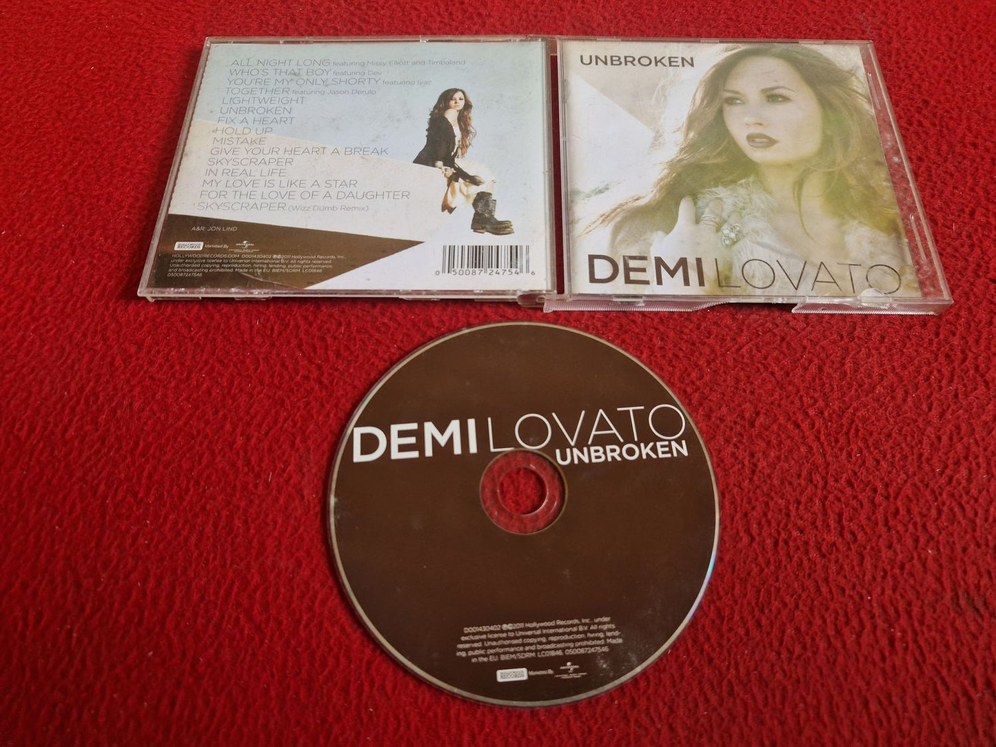 DEMI LOVATO UNBROKEN CD
