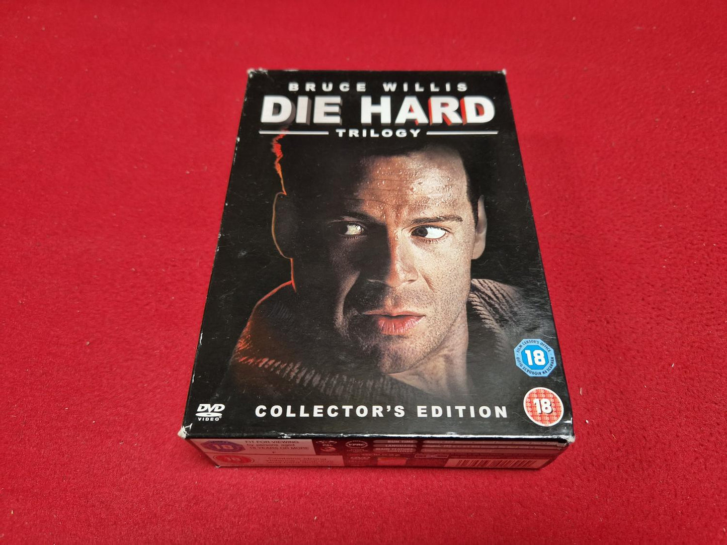 DIE HARD TRILOGY BOX till DVD