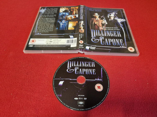 DILLINGER & CAPONE till DVD