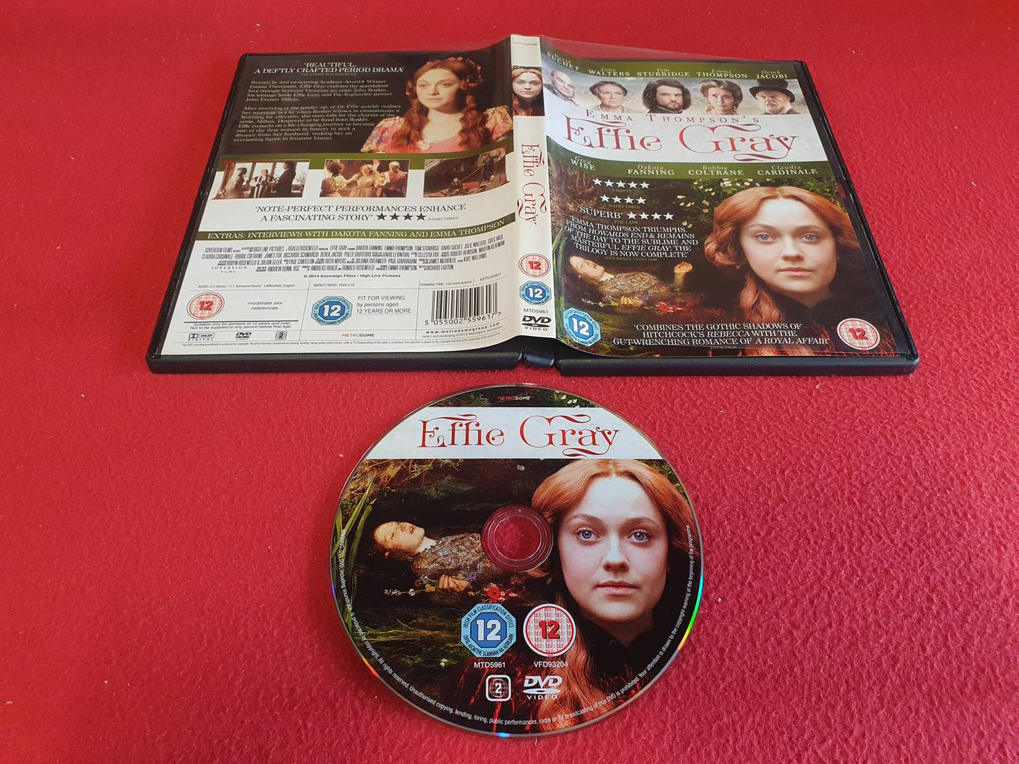 EFFIE GRAY till DVD