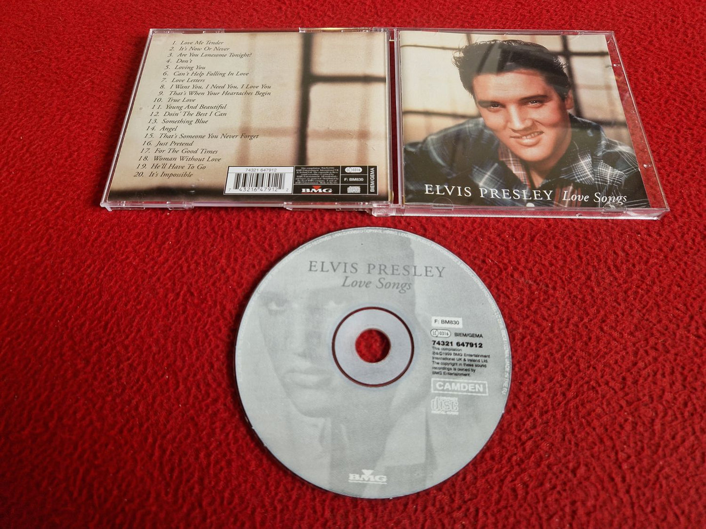 ELVIS PRESLEY LOVE SONGS CD
