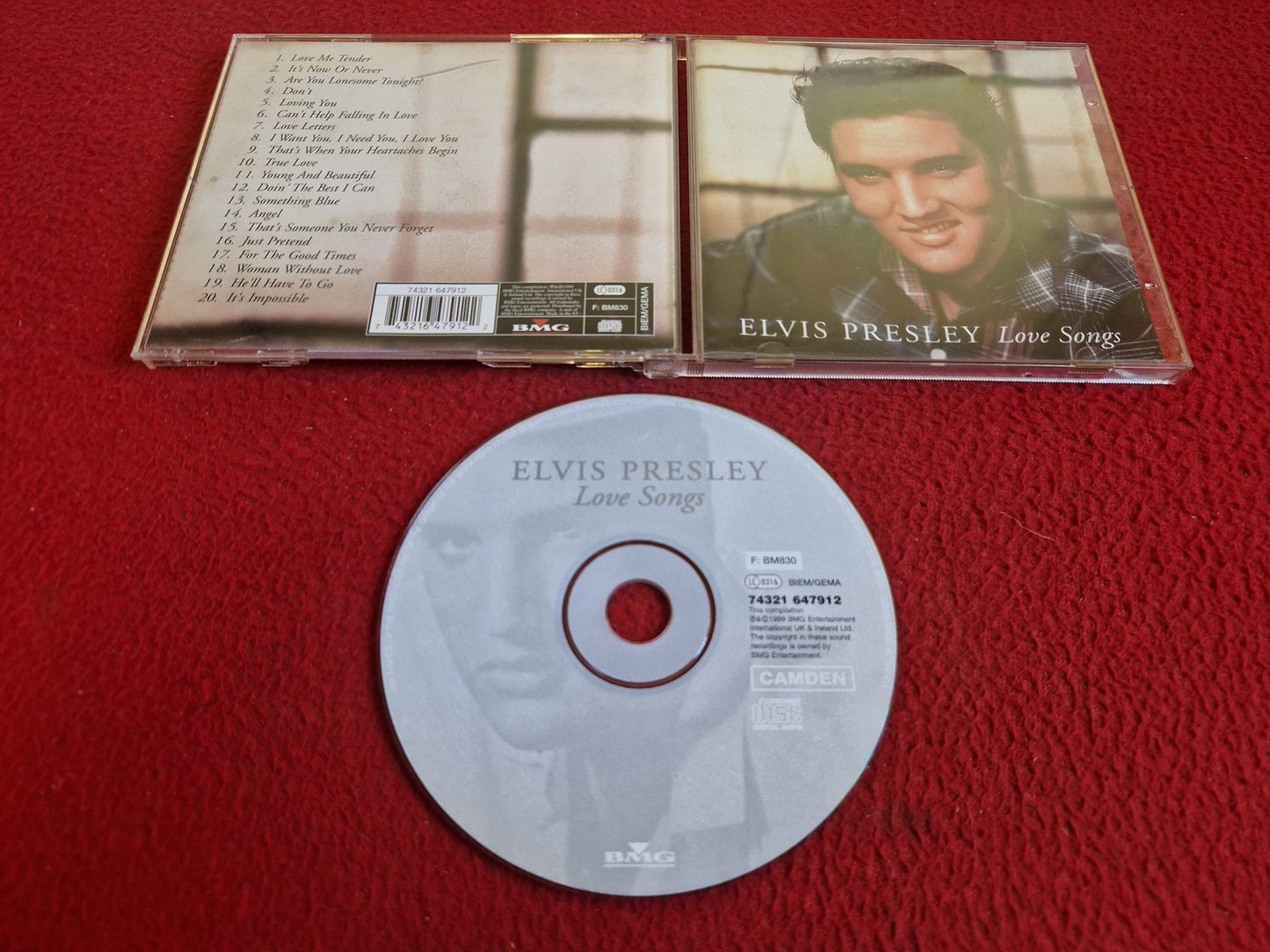 ELVIS PRESLEY LOVE SONGS CD