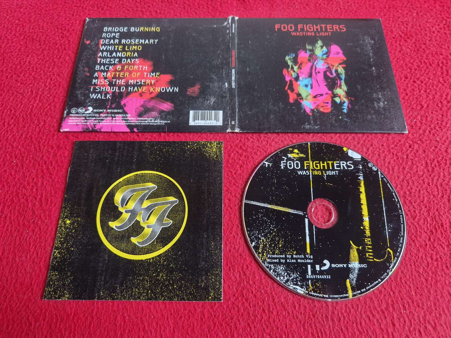 FOO FIGHTERS WASTING LIGHT CD
