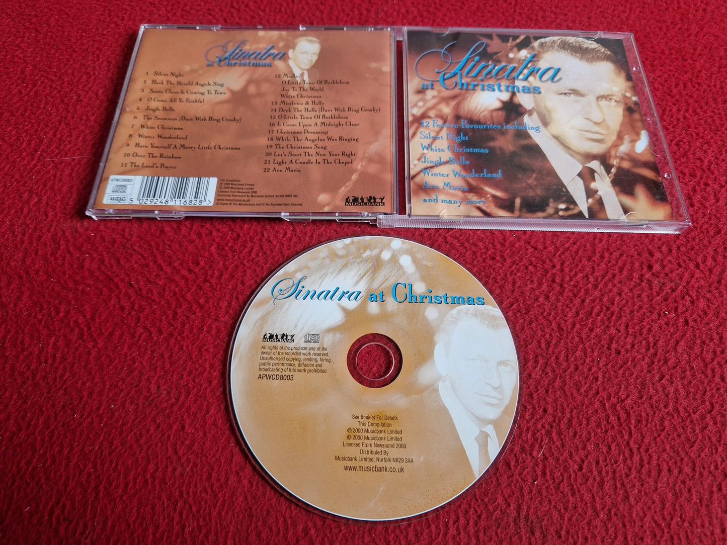 FRANK SINATRA AT CHRISTMAS CD