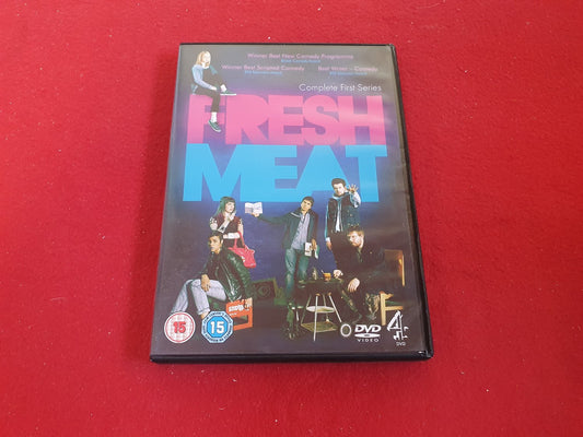 FRESH MEAT SERIES 1 BOX till DVD