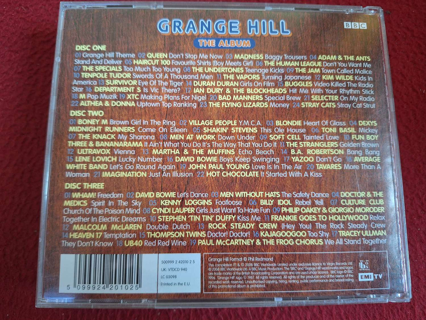 GRANGE HILL THE ALBUM - QUEEN / MADNESS / ADAM & THE ANTS mfl CD BOX