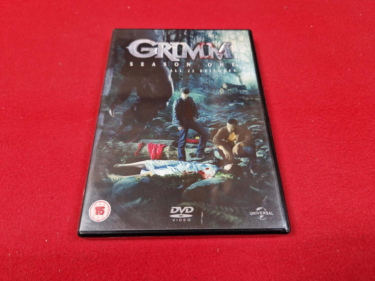 GRIMM SEASON 1 BOX till DVD