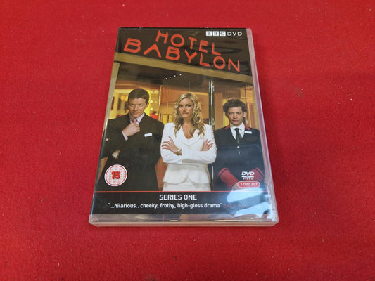 HOTEL BABYLON SERIES 1 BOX till DVD